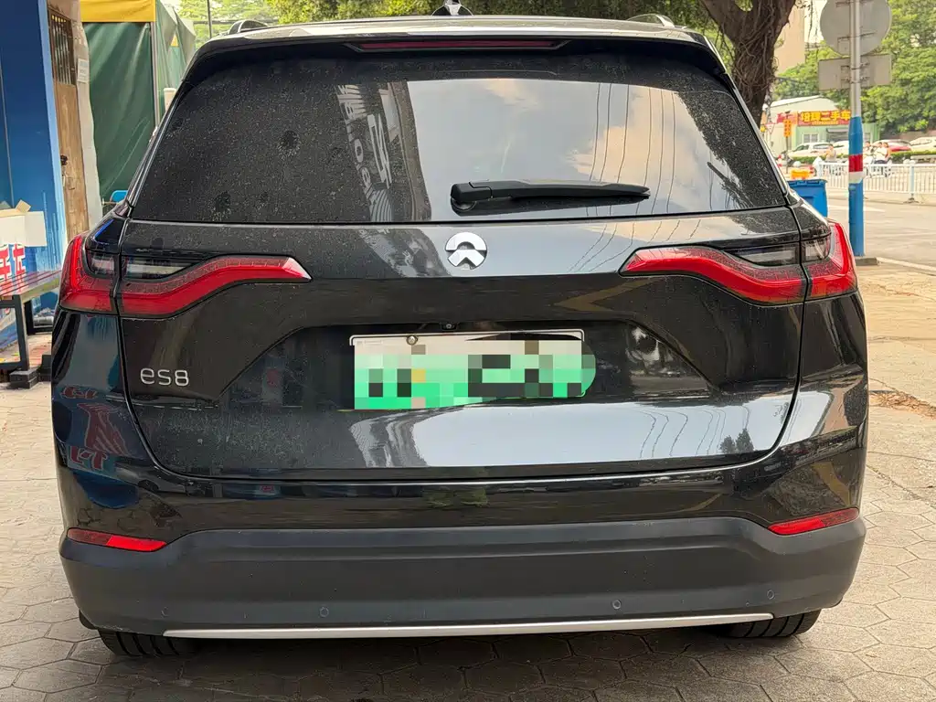 NIO ES8 — миниатюра 8