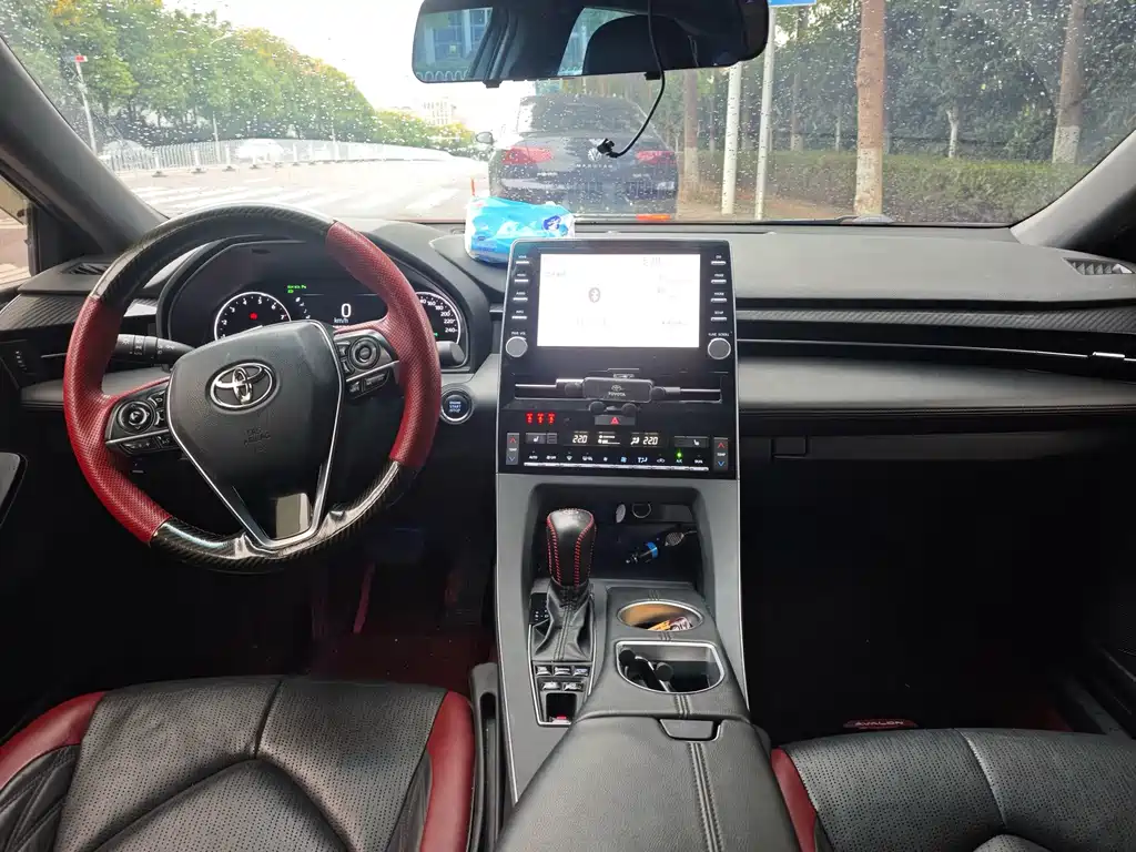 Toyota Avalon — миниатюра 7