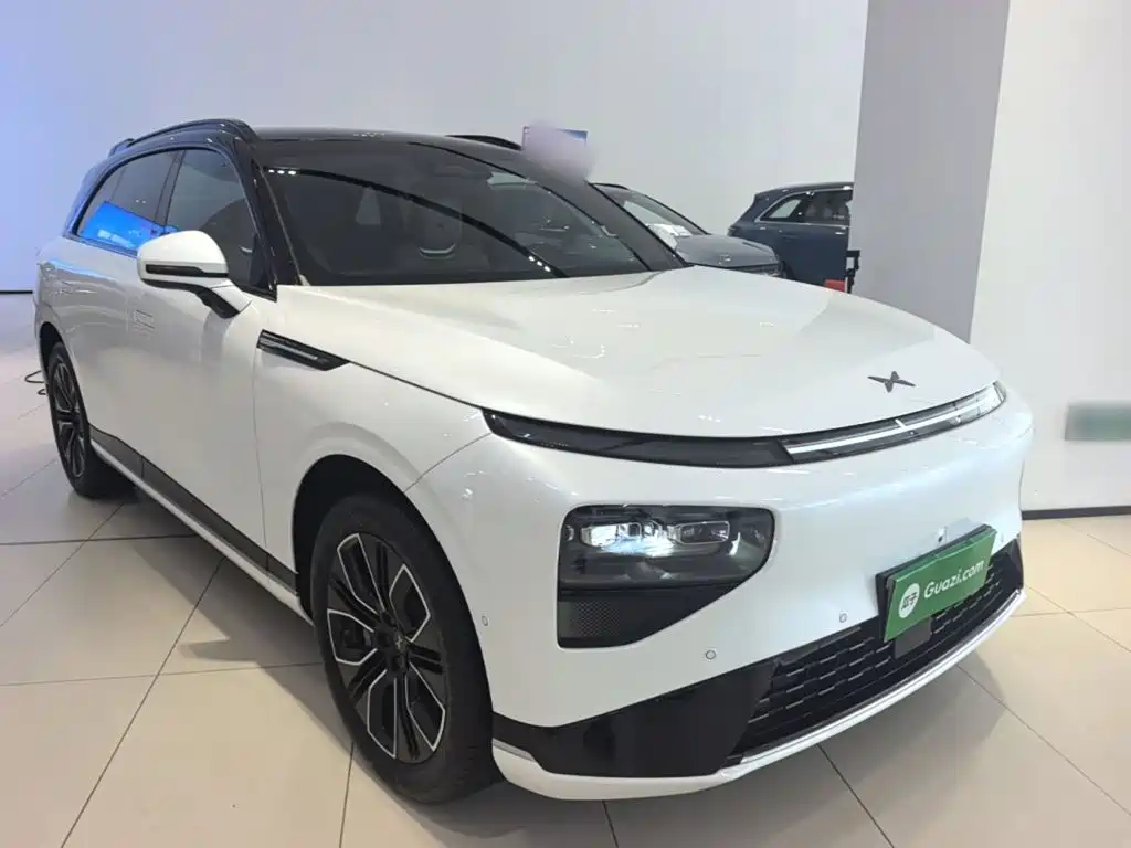 XPeng G9 — миниатюра 4