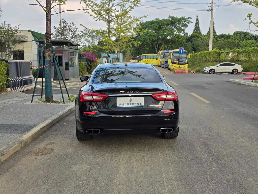 Maserati Quattroporte — миниатюра 25