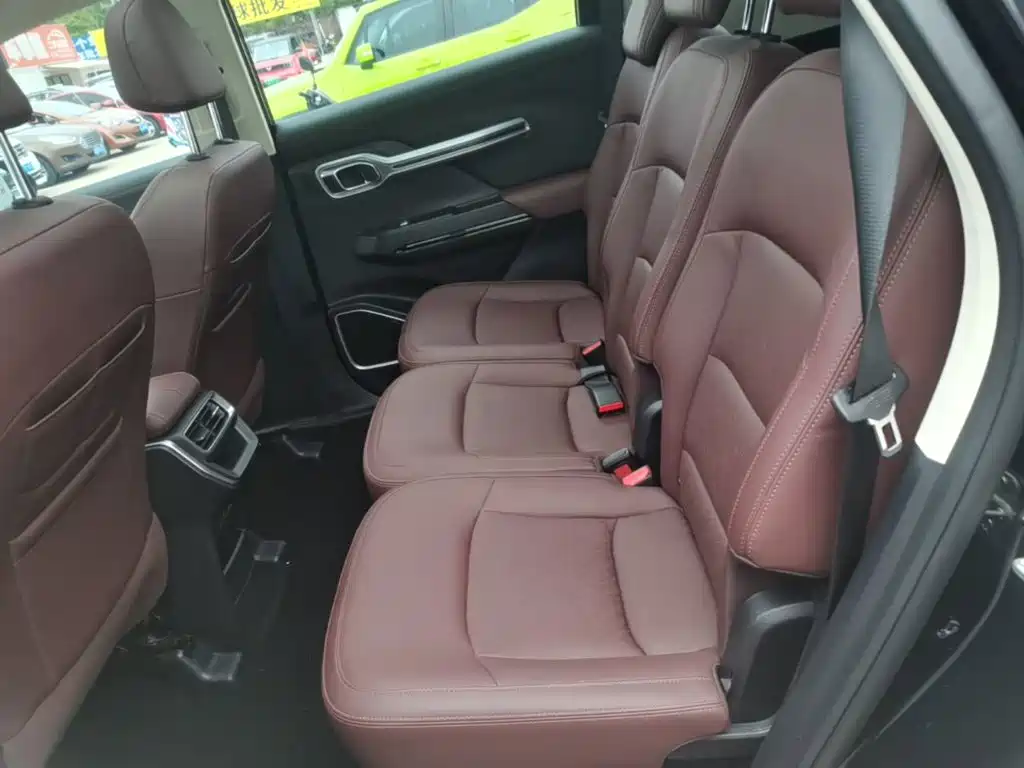 Geely Haoyue — миниатюра 17