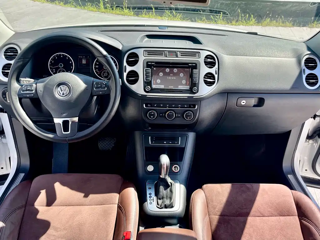 Volkswagen Tiguan — миниатюра 12