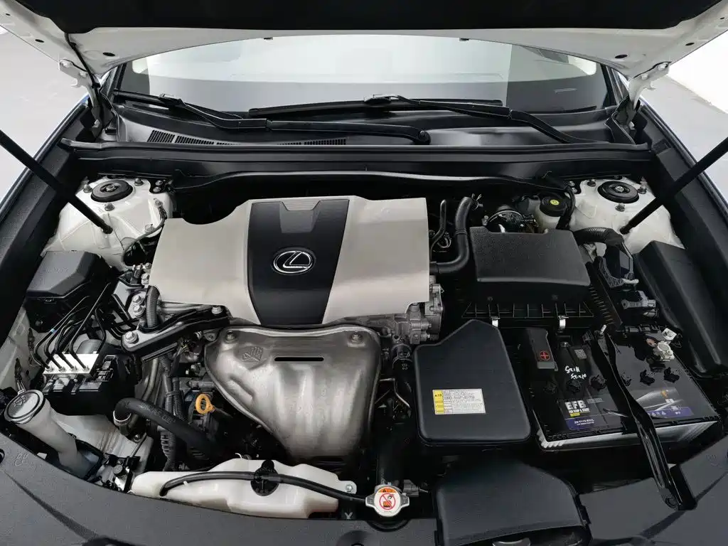 Lexus ES — миниатюра 6