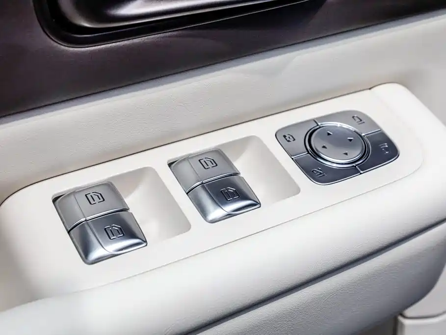 Li Auto Li MEGA — миниатюра 14