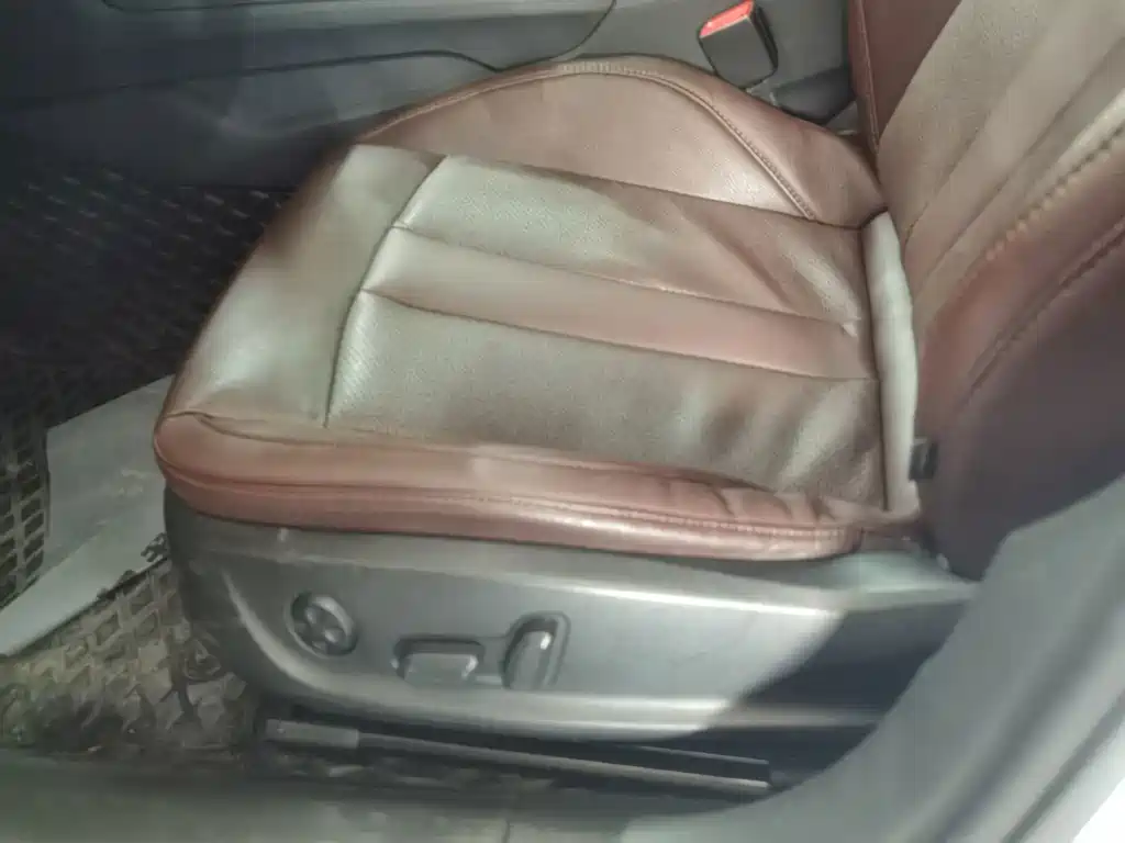 Audi A4L — миниатюра 16
