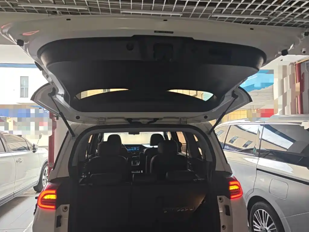 GAC Motor Trumpchi M6 — миниатюра 19