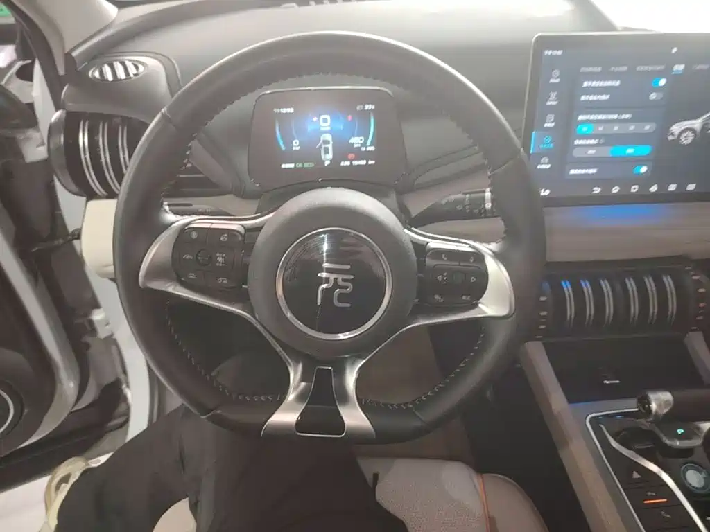 BYD Yuan Plus — миниатюра 11