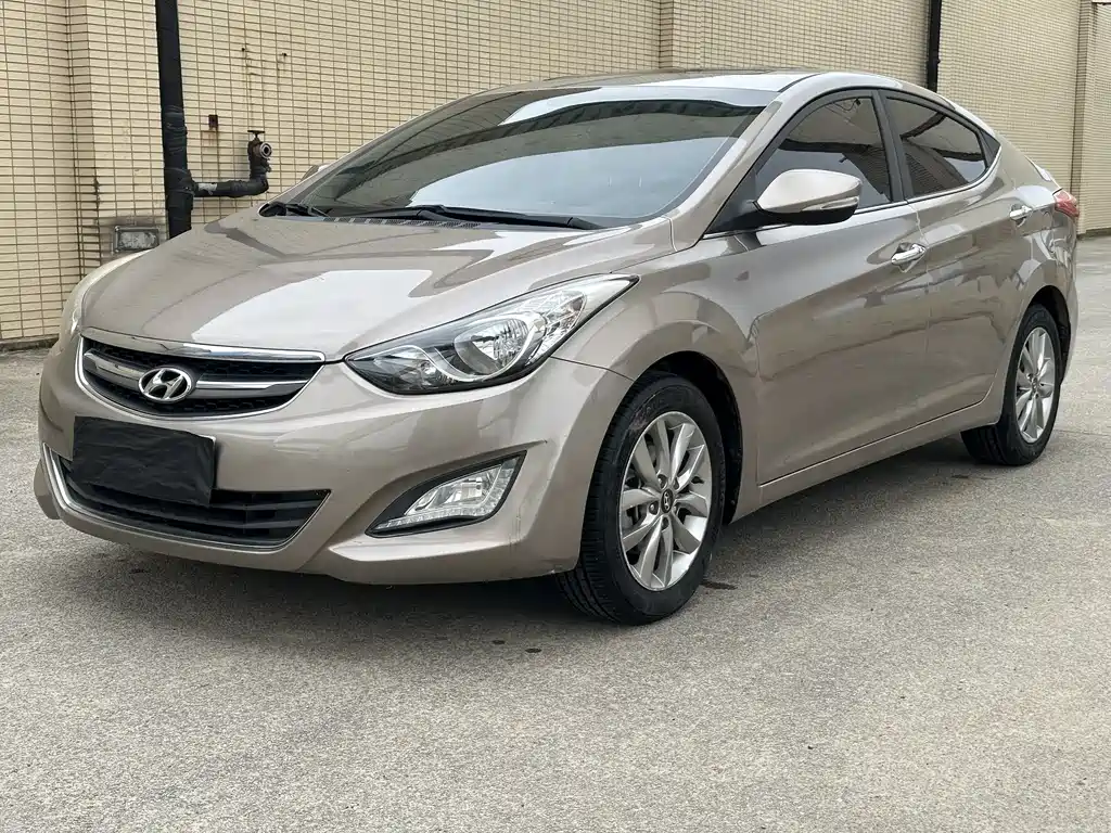 Hyundai Elantra Langdong 2015