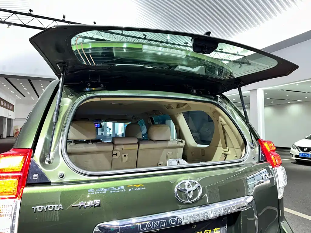 Toyota Prado — миниатюра 14