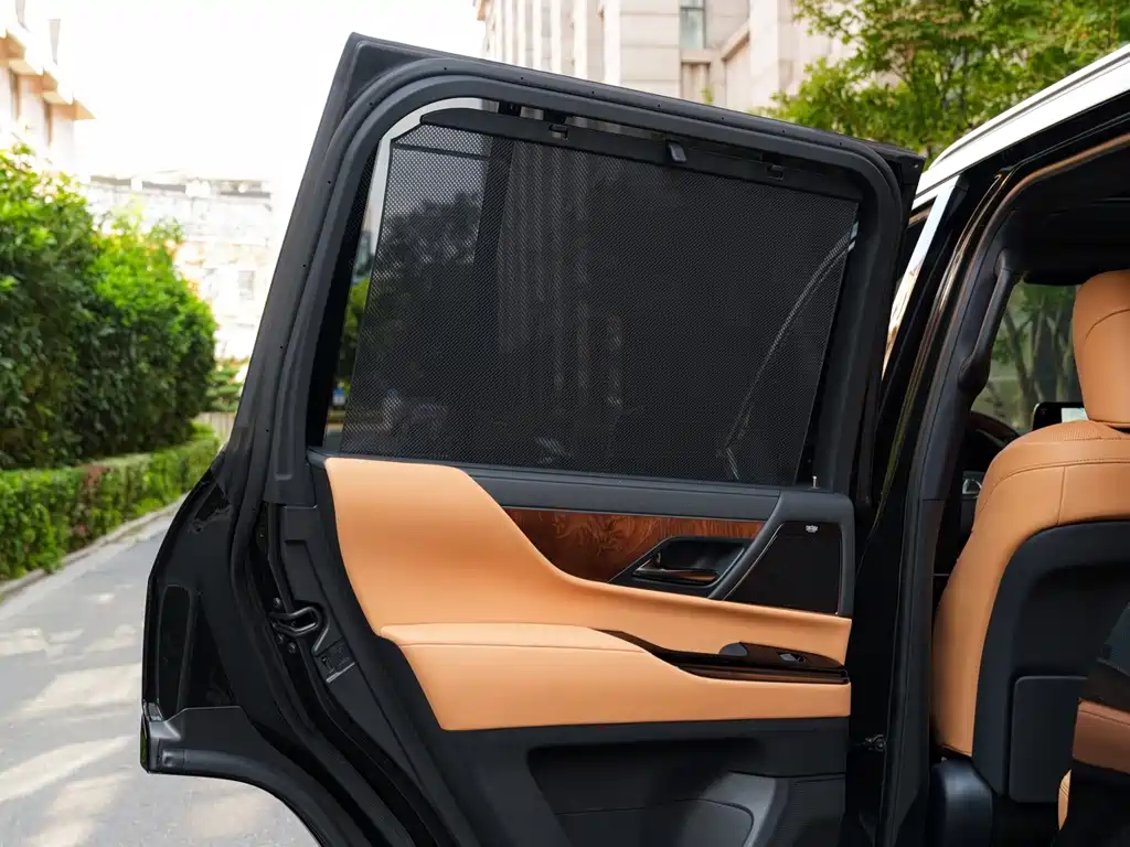Lexus LX — миниатюра 26