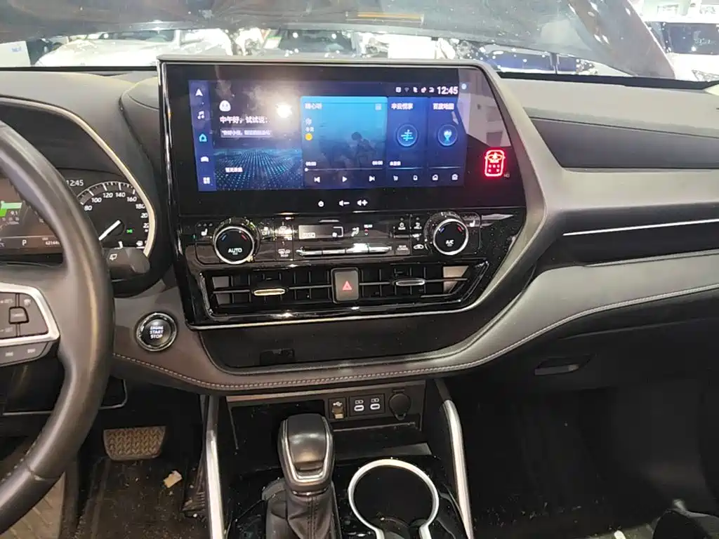 Toyota Highlander — миниатюра 13