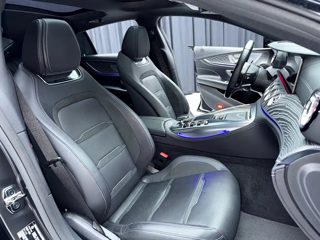 MERCEDES-BENZ AMG GT