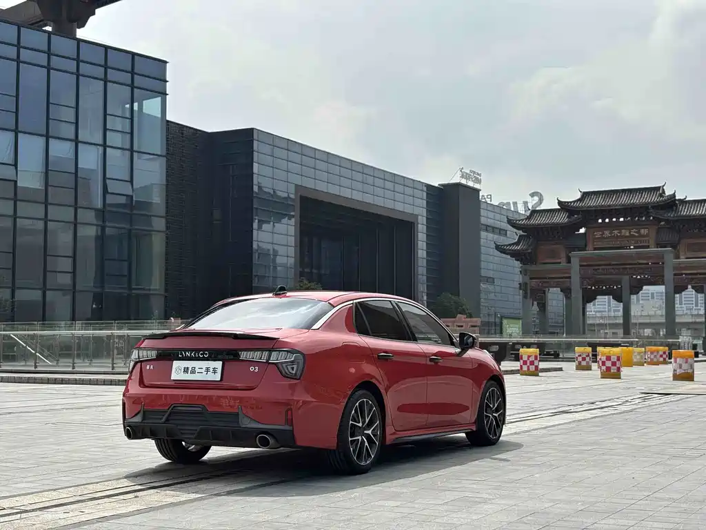 Lynk & Co 03 — миниатюра 9