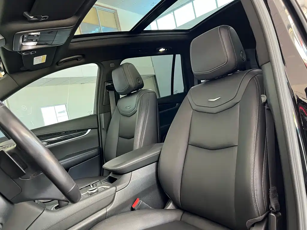 Cadillac XT6 — миниатюра 4