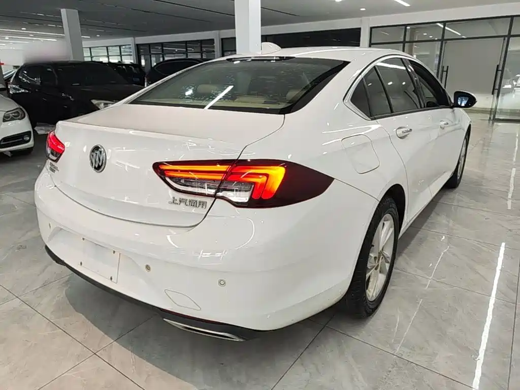 Buick Regal — миниатюра 7
