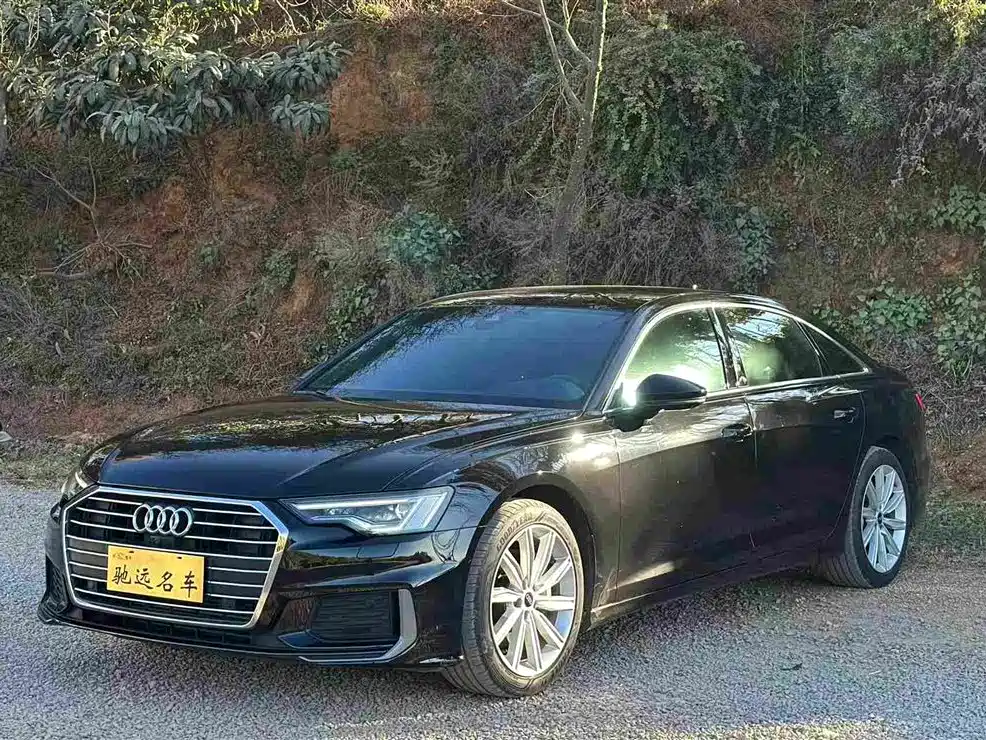 Audi A6L 2022