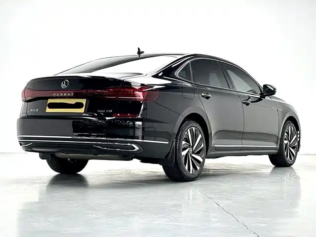 Volkswagen Passat — миниатюра 11