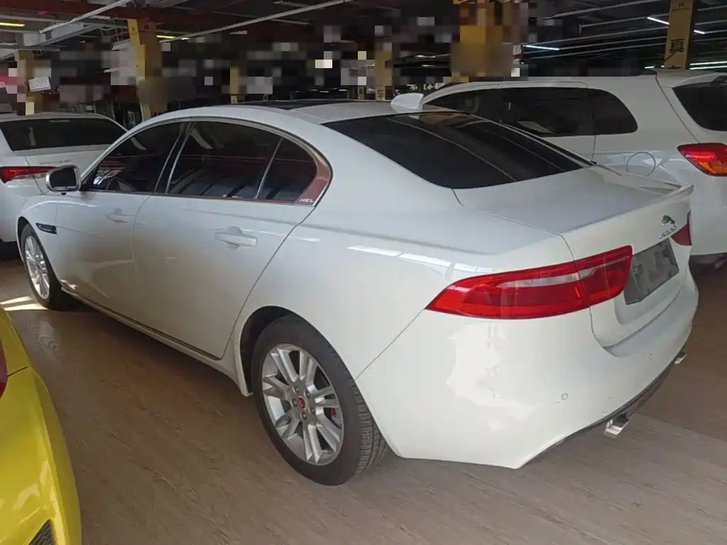 Jaguar XEL — миниатюра 5