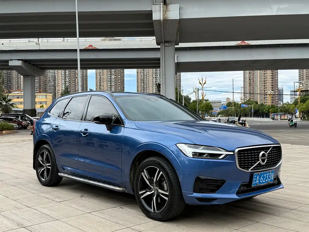 VOLVO XC60