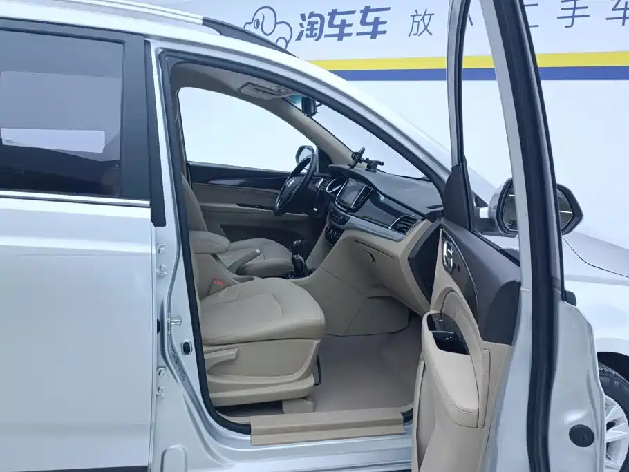 Baojun 730 — миниатюра 8