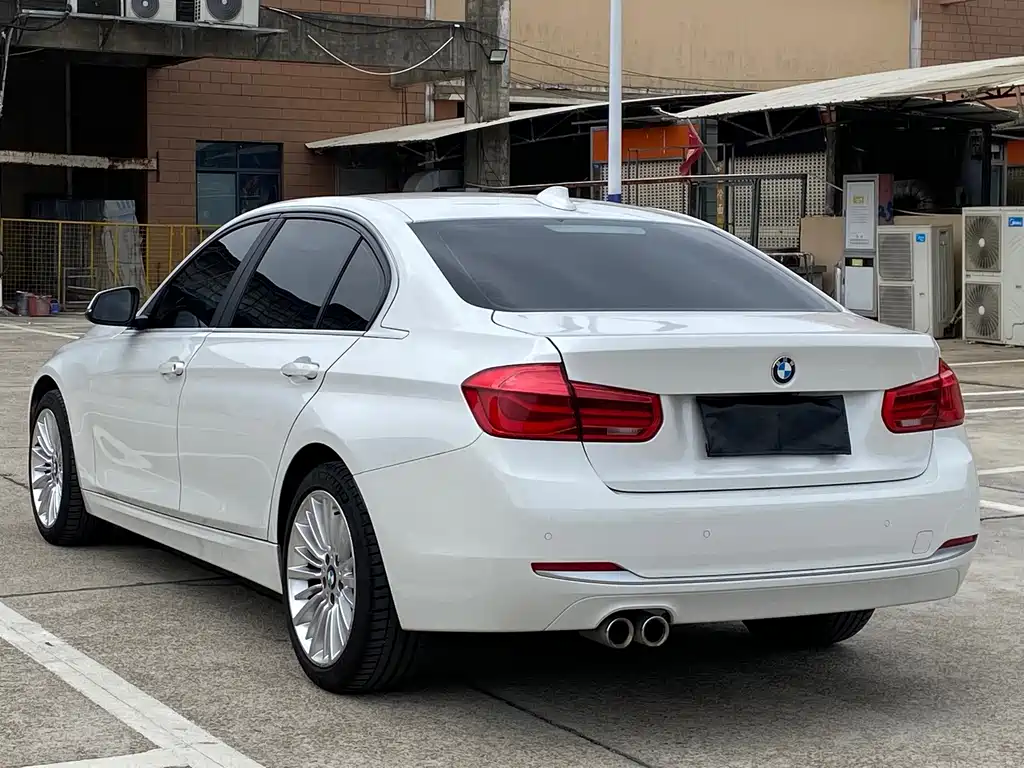 BMW 3 Series — миниатюра 5