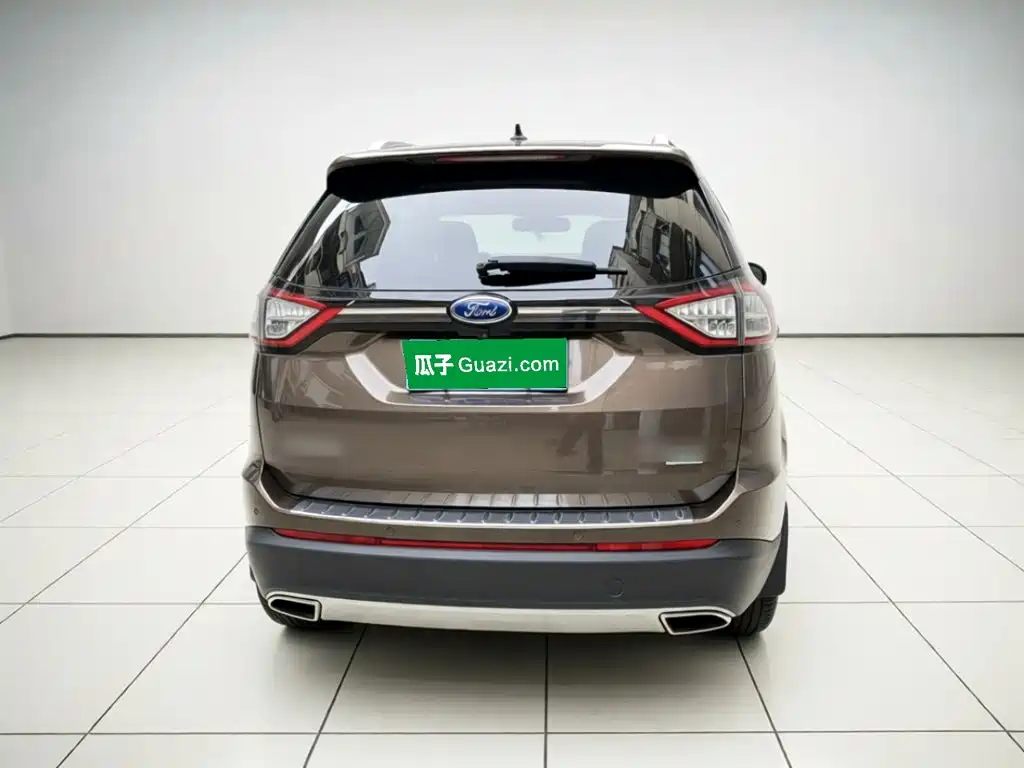 Ford Edge — миниатюра 6