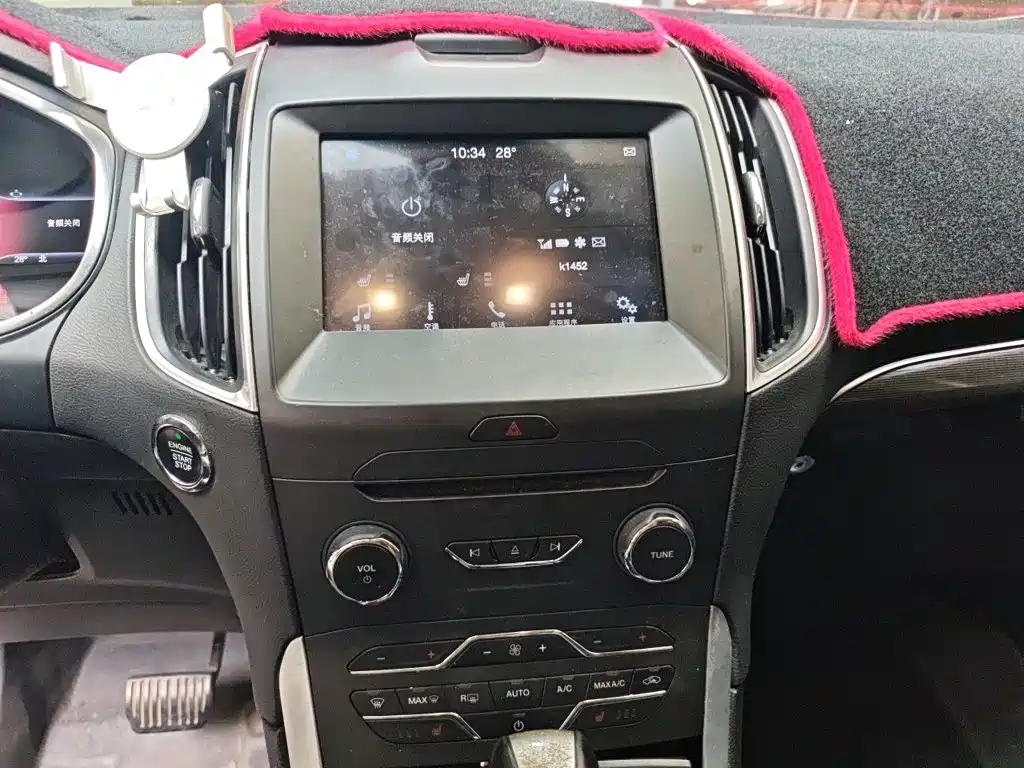 Ford Edge — миниатюра 14