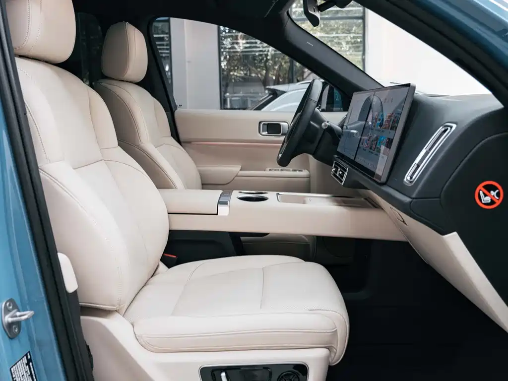 Li Auto Li L8 — миниатюра 11