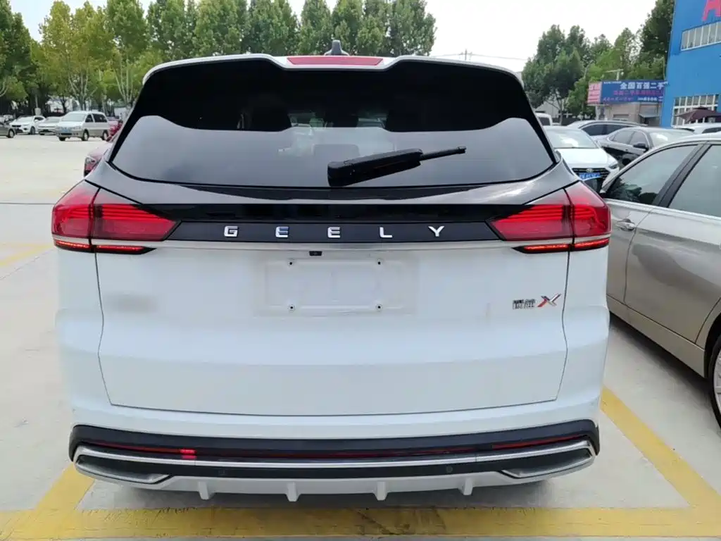 Geely Boyue — миниатюра 6