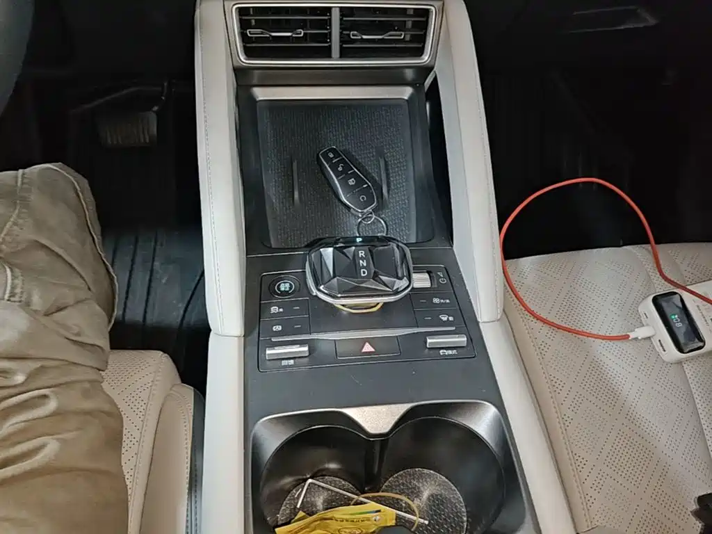 BYD Yuan UP — миниатюра 14