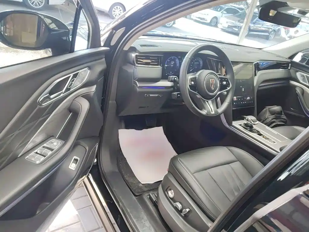 Hongqi Hongqi HS7 PHEV — миниатюра 16