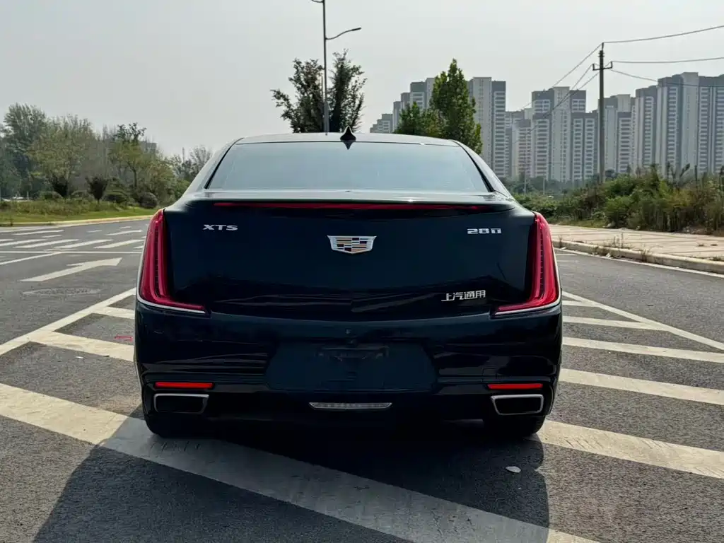 Cadillac XTS — миниатюра 8