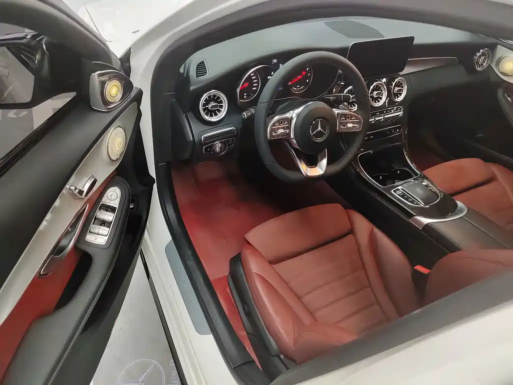 Mercedes-Benz C-Class — миниатюра 4