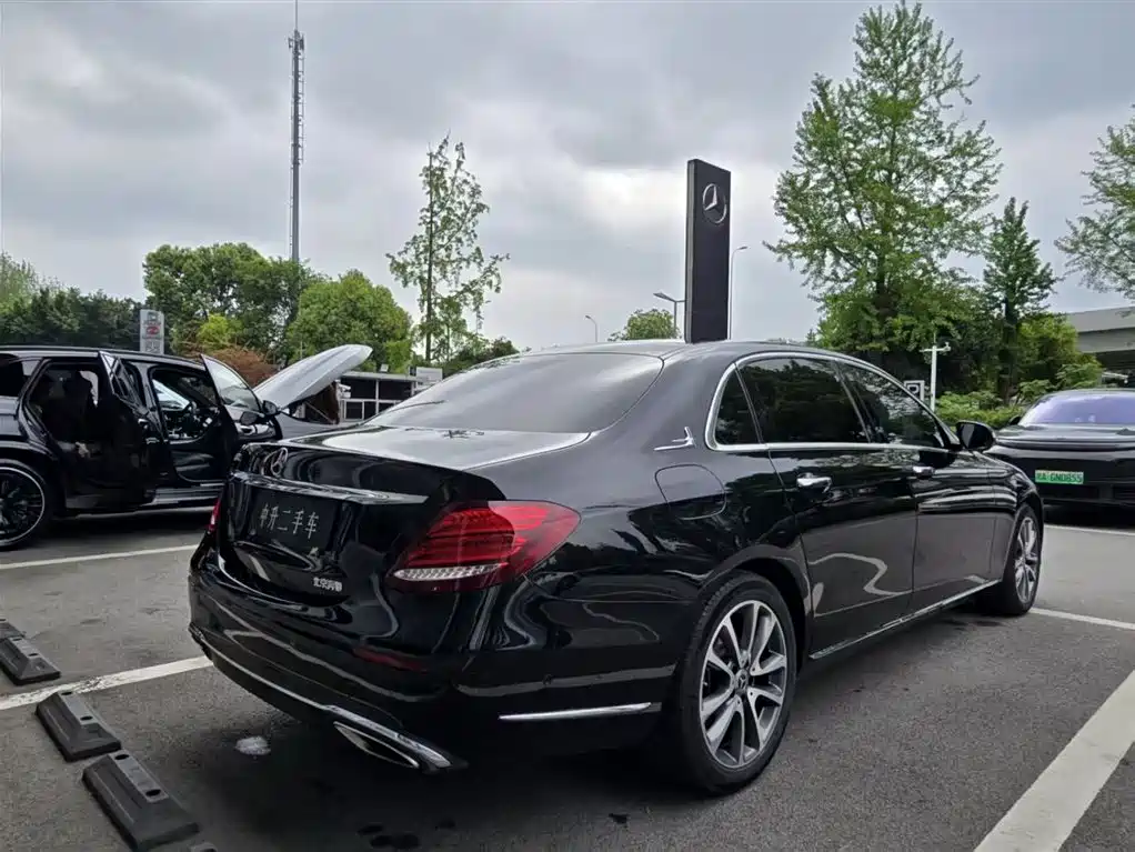 Mercedes-Benz E-Class E 2020 E 260 L