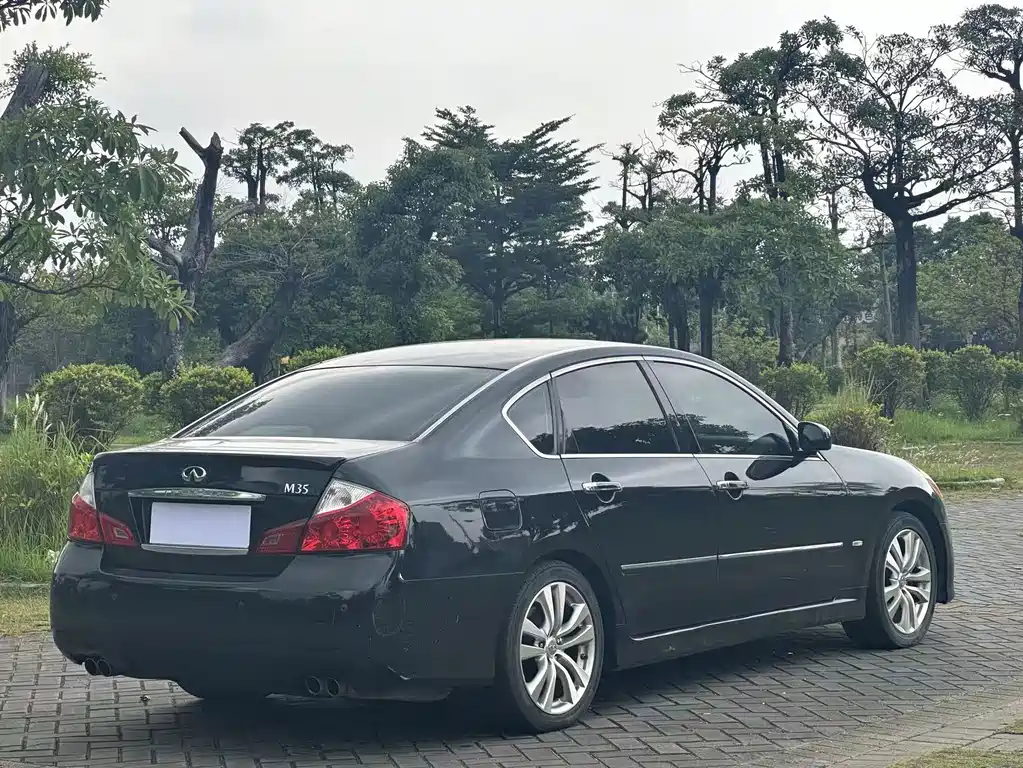 Infiniti M — миниатюра 9
