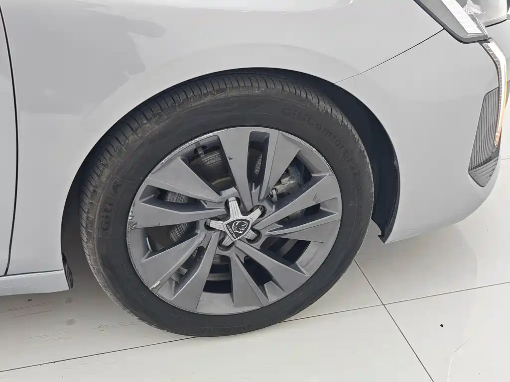 Peugeot 408 — миниатюра 14