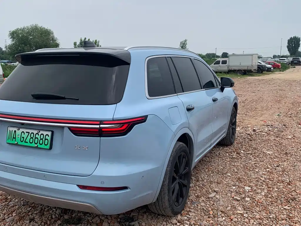 Li Auto ONE 2021 6 мест
