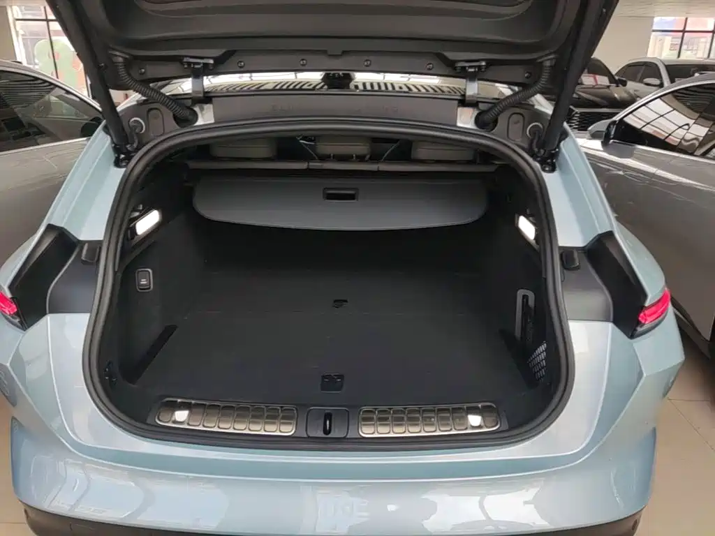 NIO ET5T — миниатюра 19
