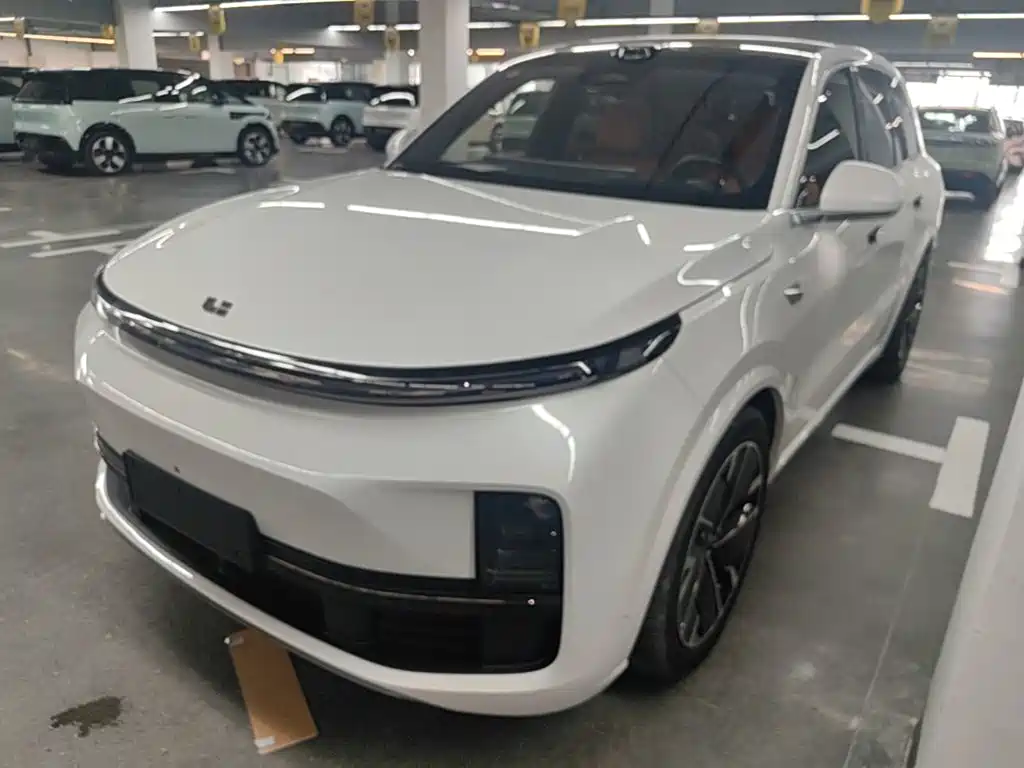 Li Auto Li L8