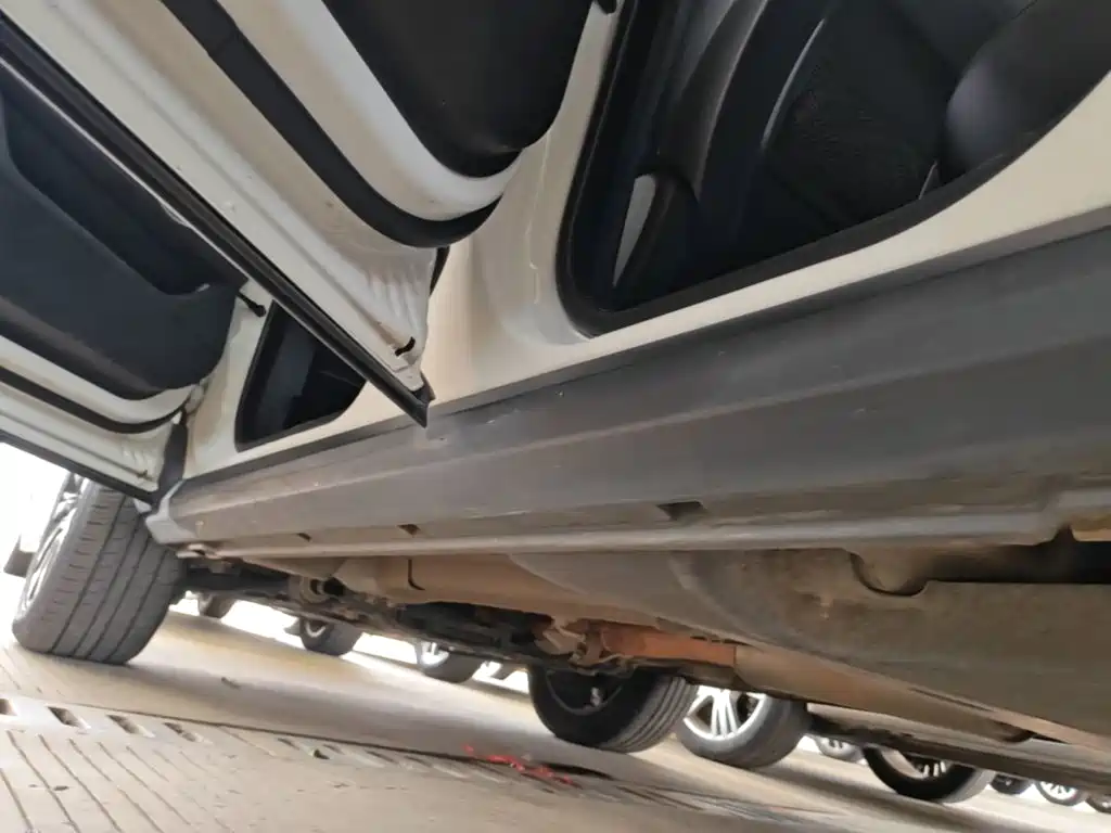 Land Rover Evoque — миниатюра 22