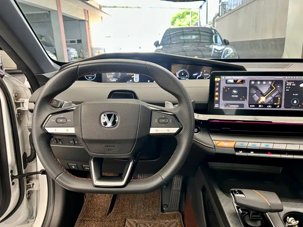 Changan UNI-V — миниатюра 12