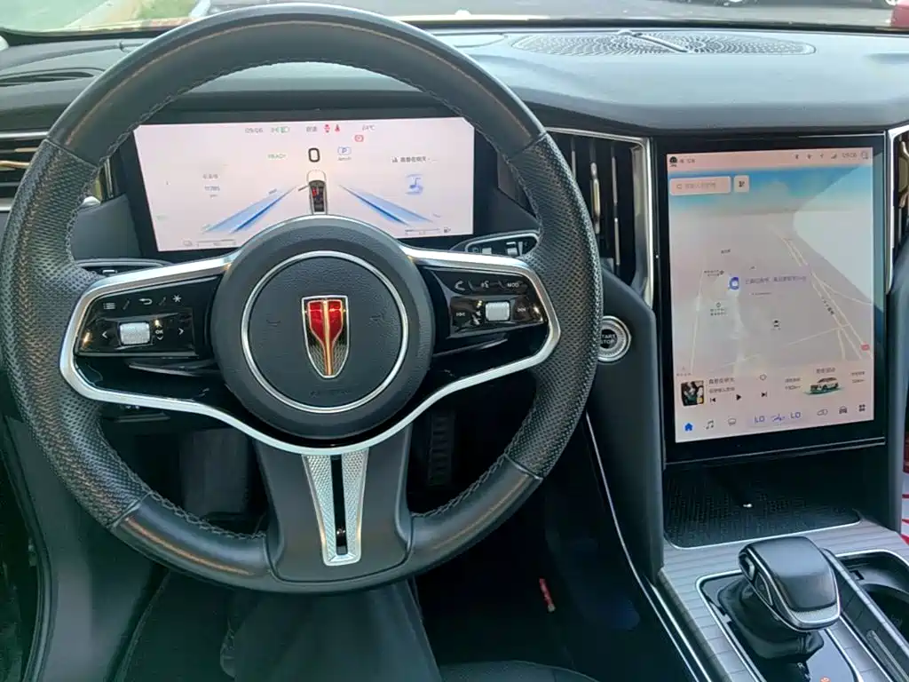 Hongqi Hongqi HS7 PHEV — миниатюра 10