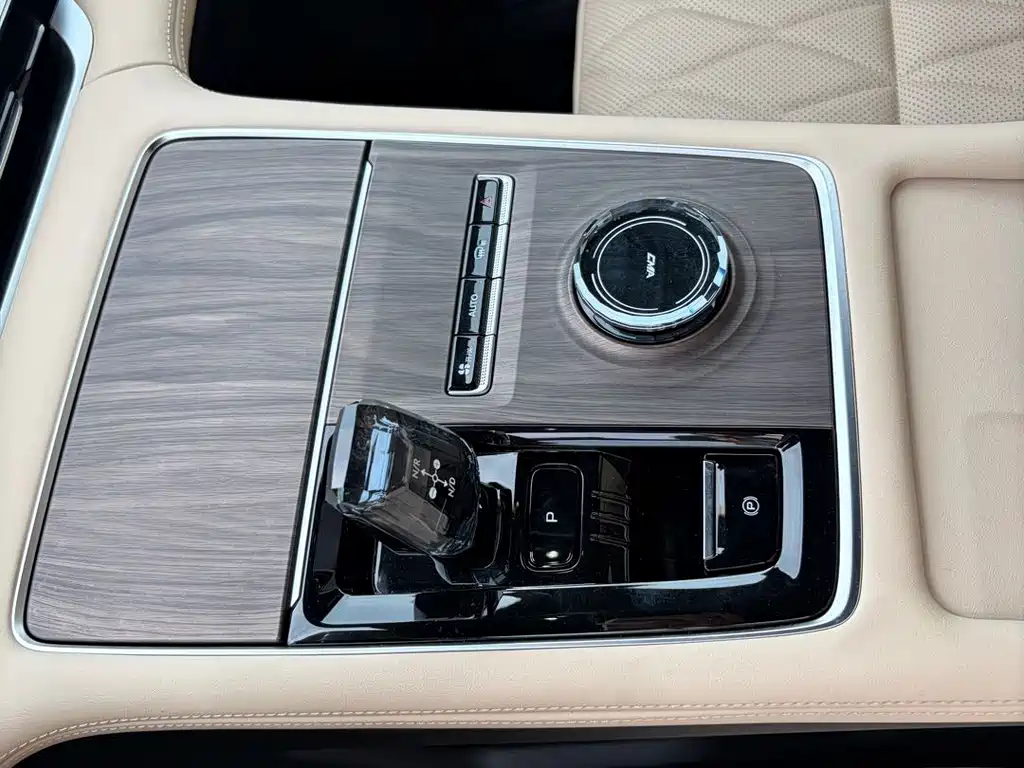 Geely Xingyue L — миниатюра 14