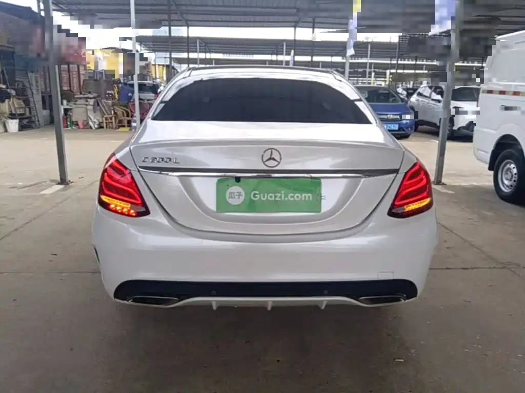 Mercedes-Benz C-Class — миниатюра 6