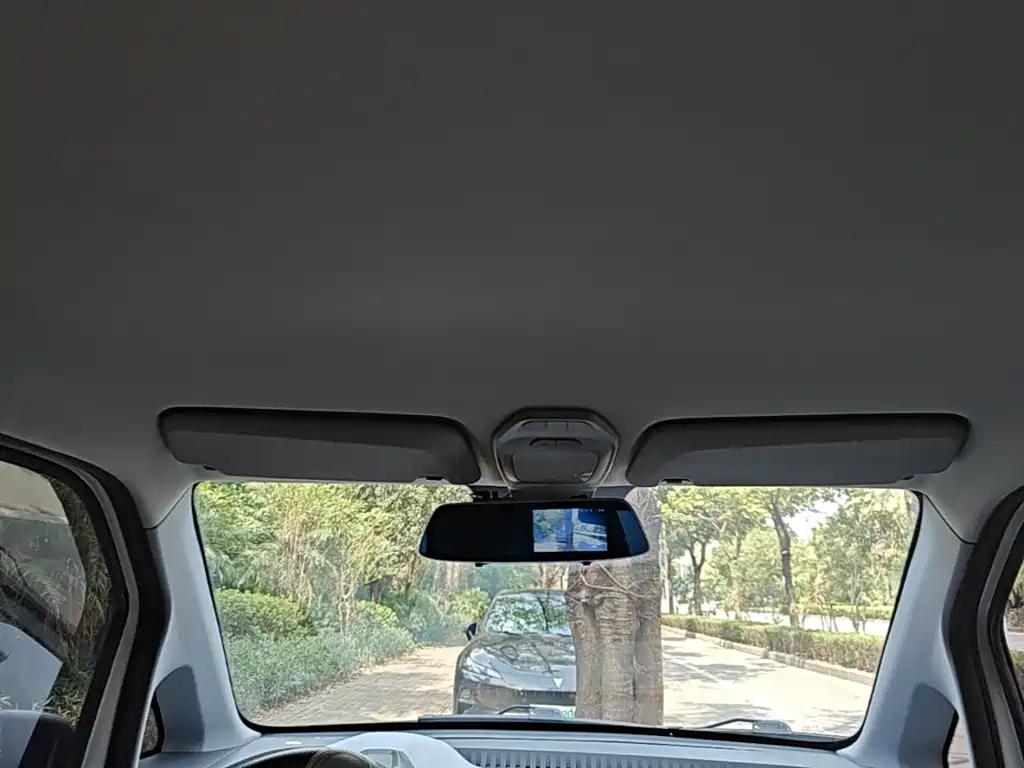 Baojun E200 — миниатюра 18
