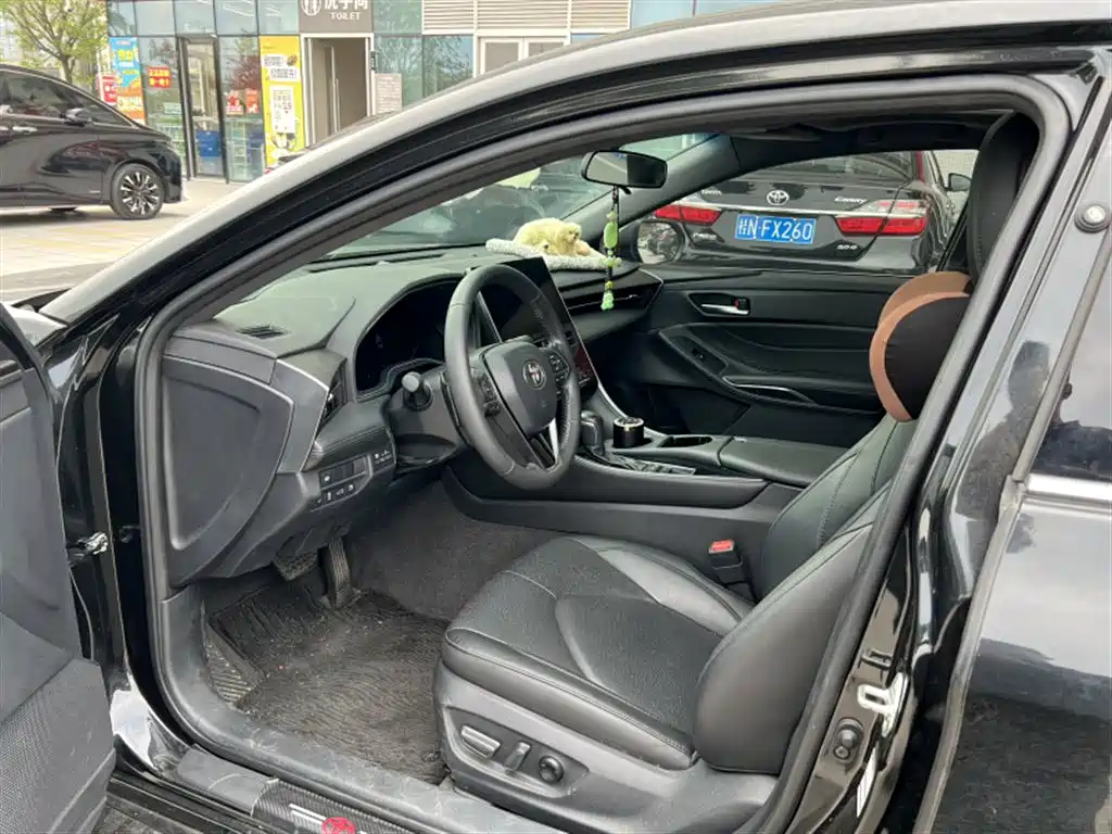 Toyota Avalon — миниатюра 5