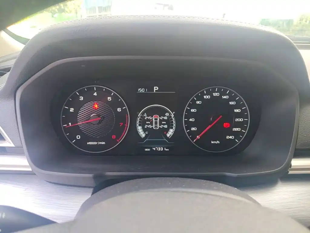BYD Qin — миниатюра 12