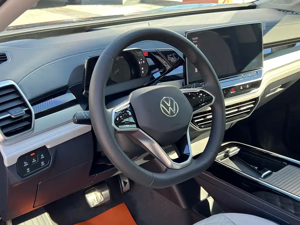 VOLKSWAGEN ID.6 CROZZ