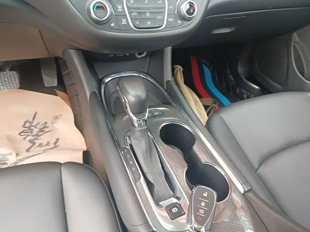 Chevrolet Malibu XL — миниатюра 14