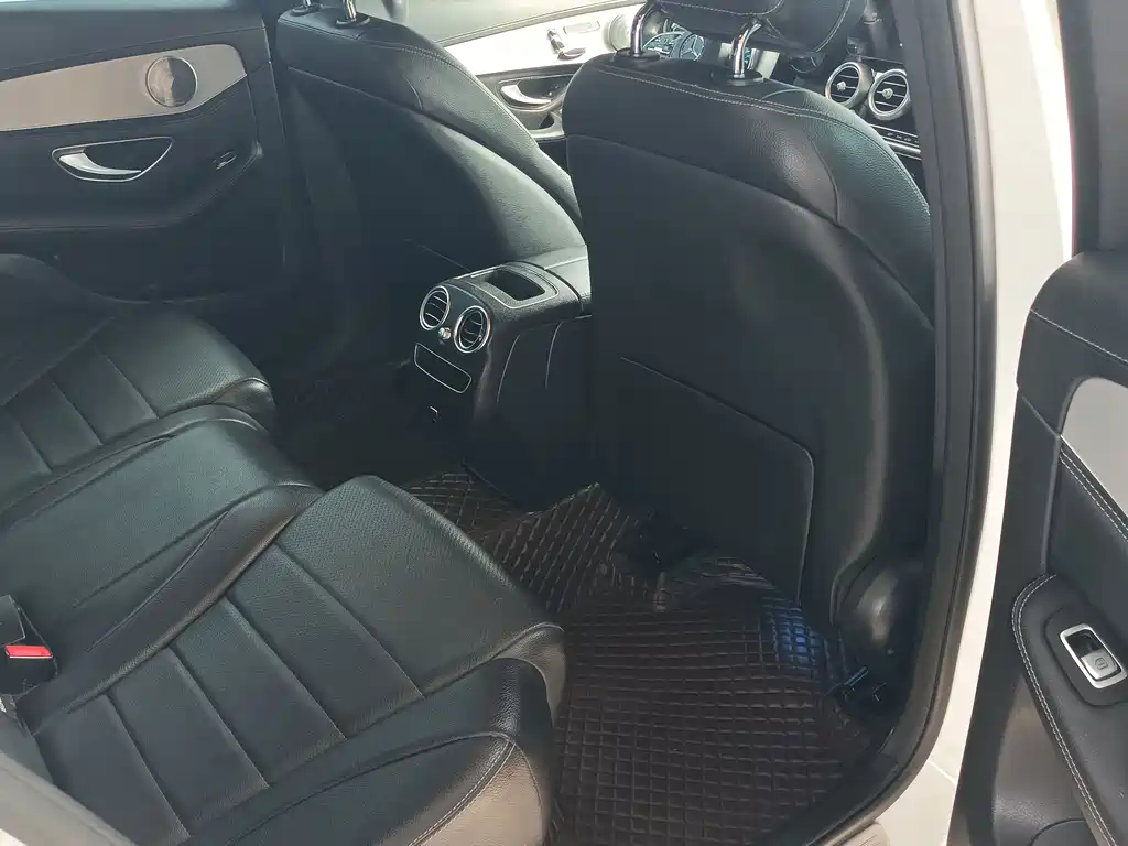 Mercedes-Benz GLC — миниатюра 7